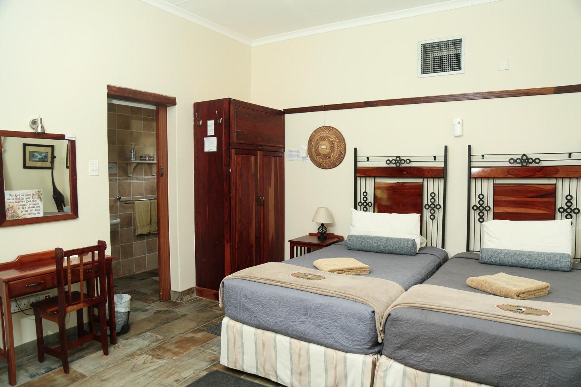 Woodlands Stop Over And Lodge Франсистаун Екстериор снимка