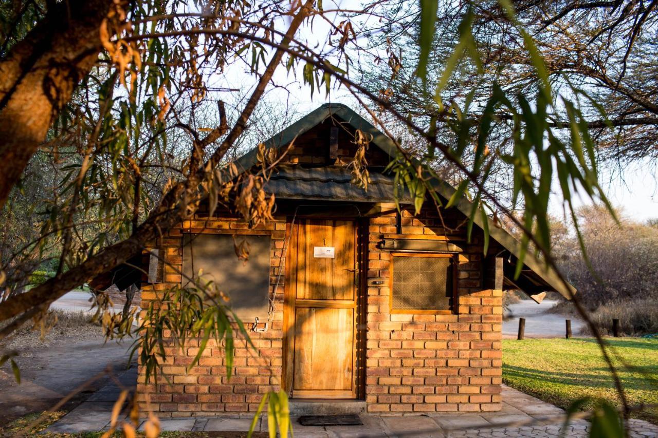 Woodlands Stop Over And Lodge Франсистаун Екстериор снимка